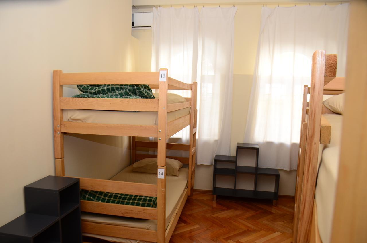 Hostel Batumi Globus Экстерьер фото