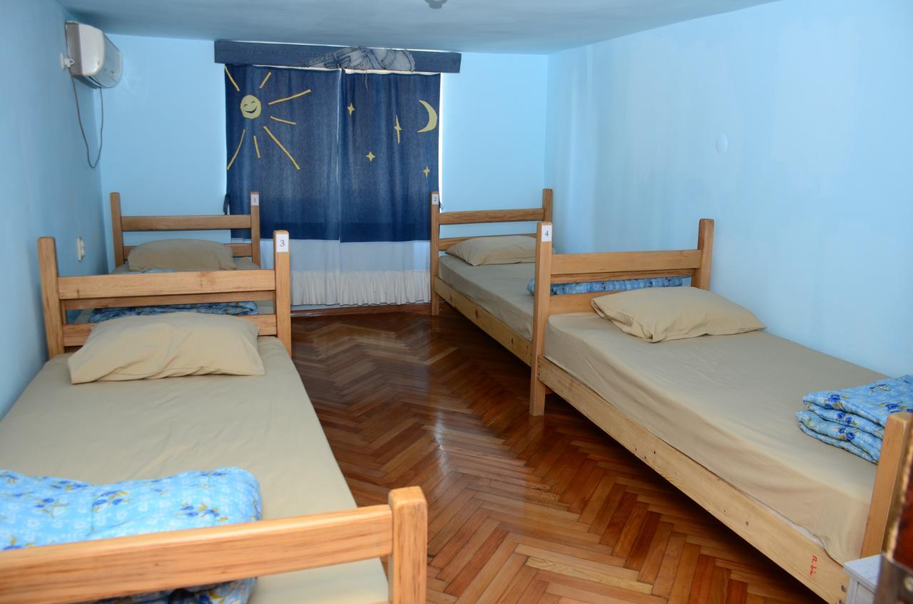 Hostel Batumi Globus Экстерьер фото