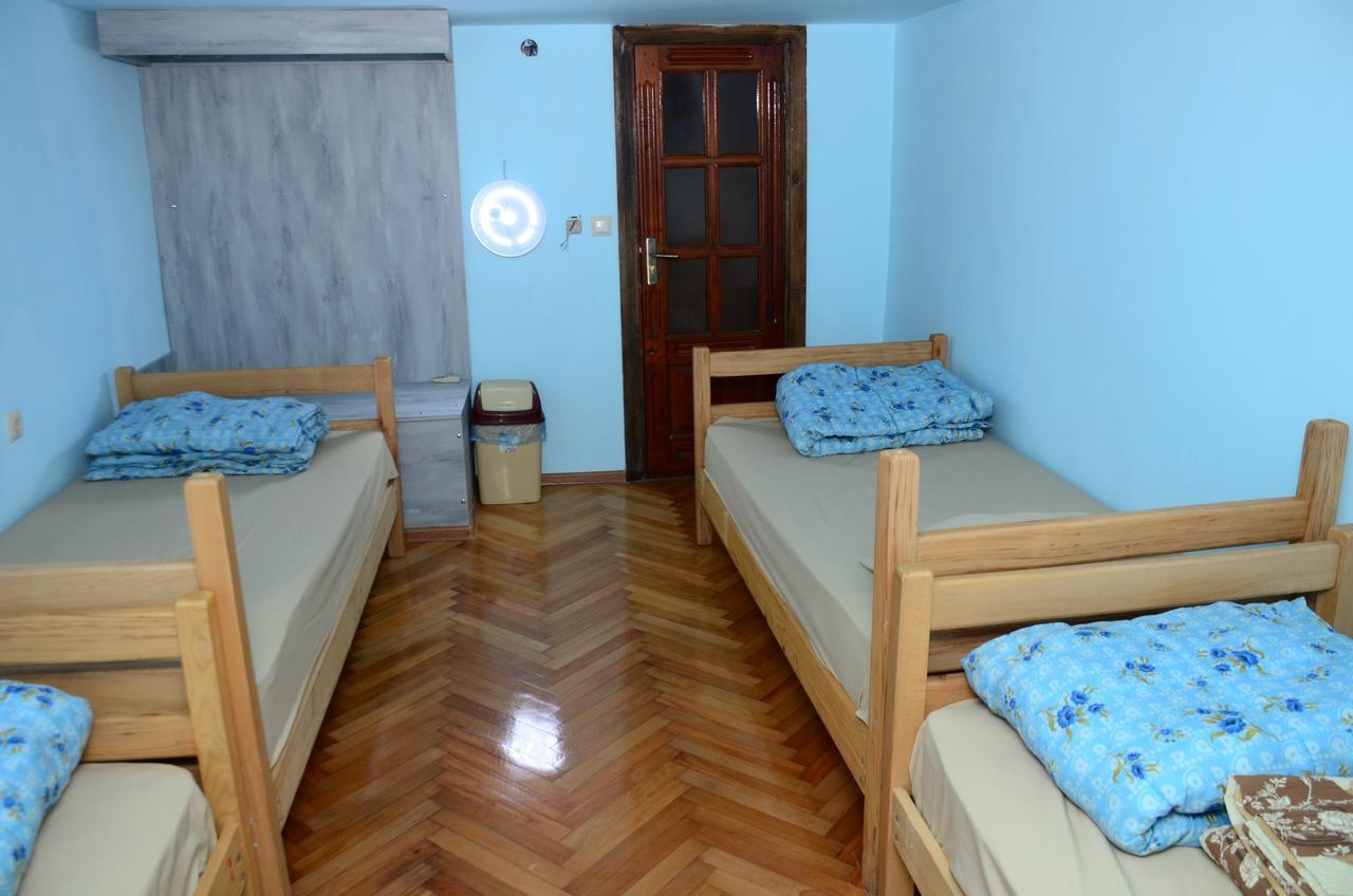 Hostel Batumi Globus Экстерьер фото