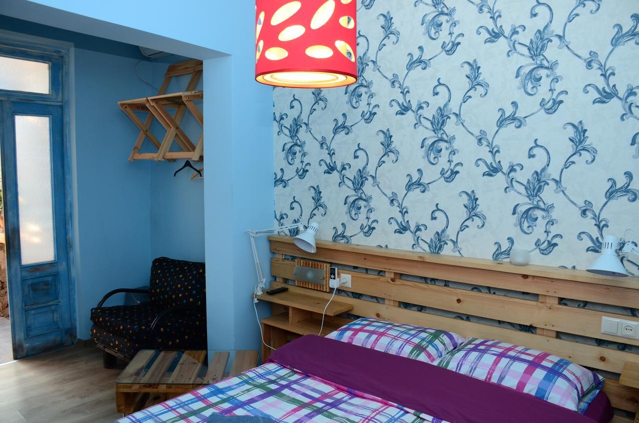 Hostel Batumi Globus Экстерьер фото